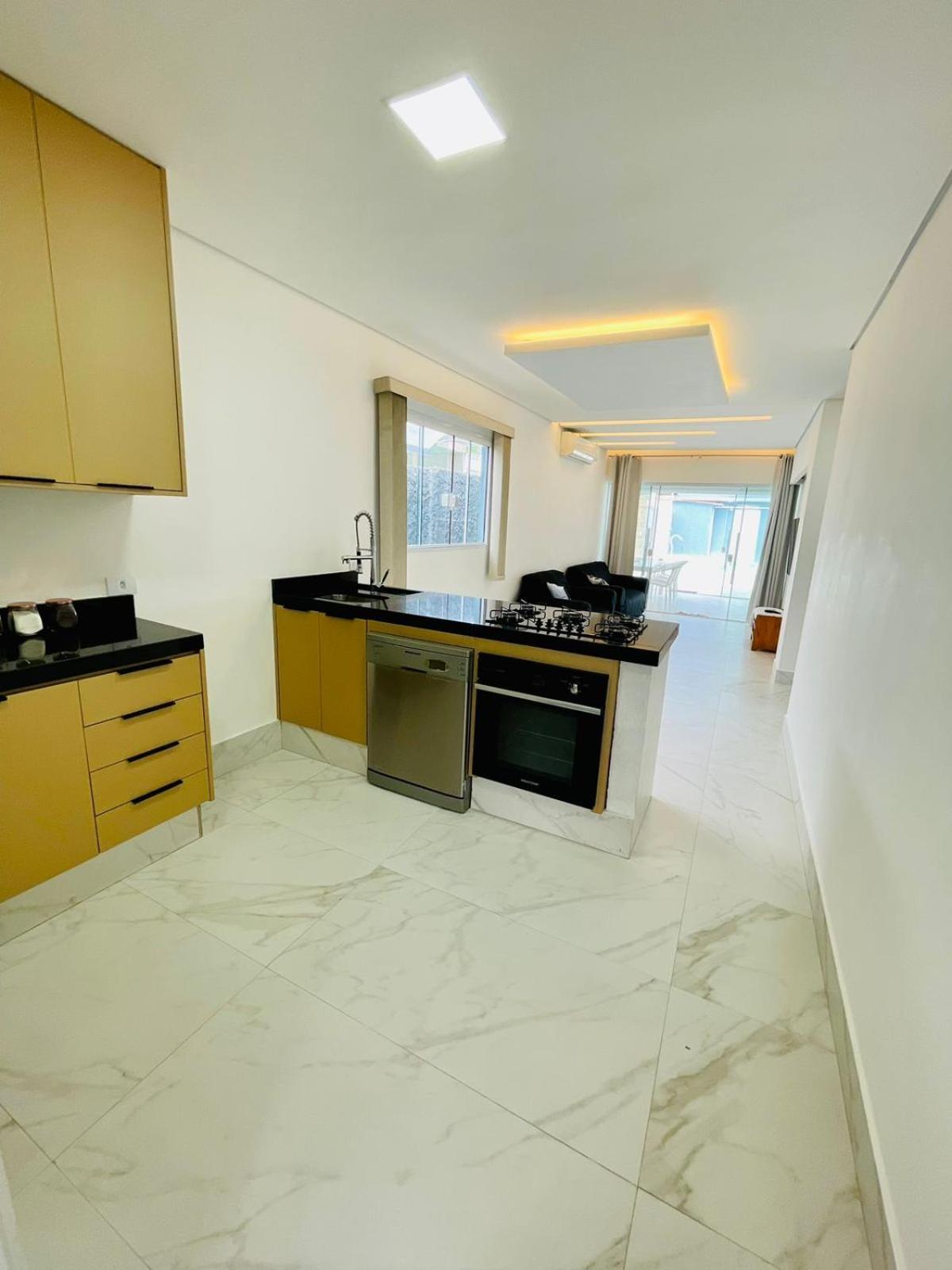 Casa Com Piscina E Hidromassagem Praia Enseada. 瓜鲁雅 外观 照片