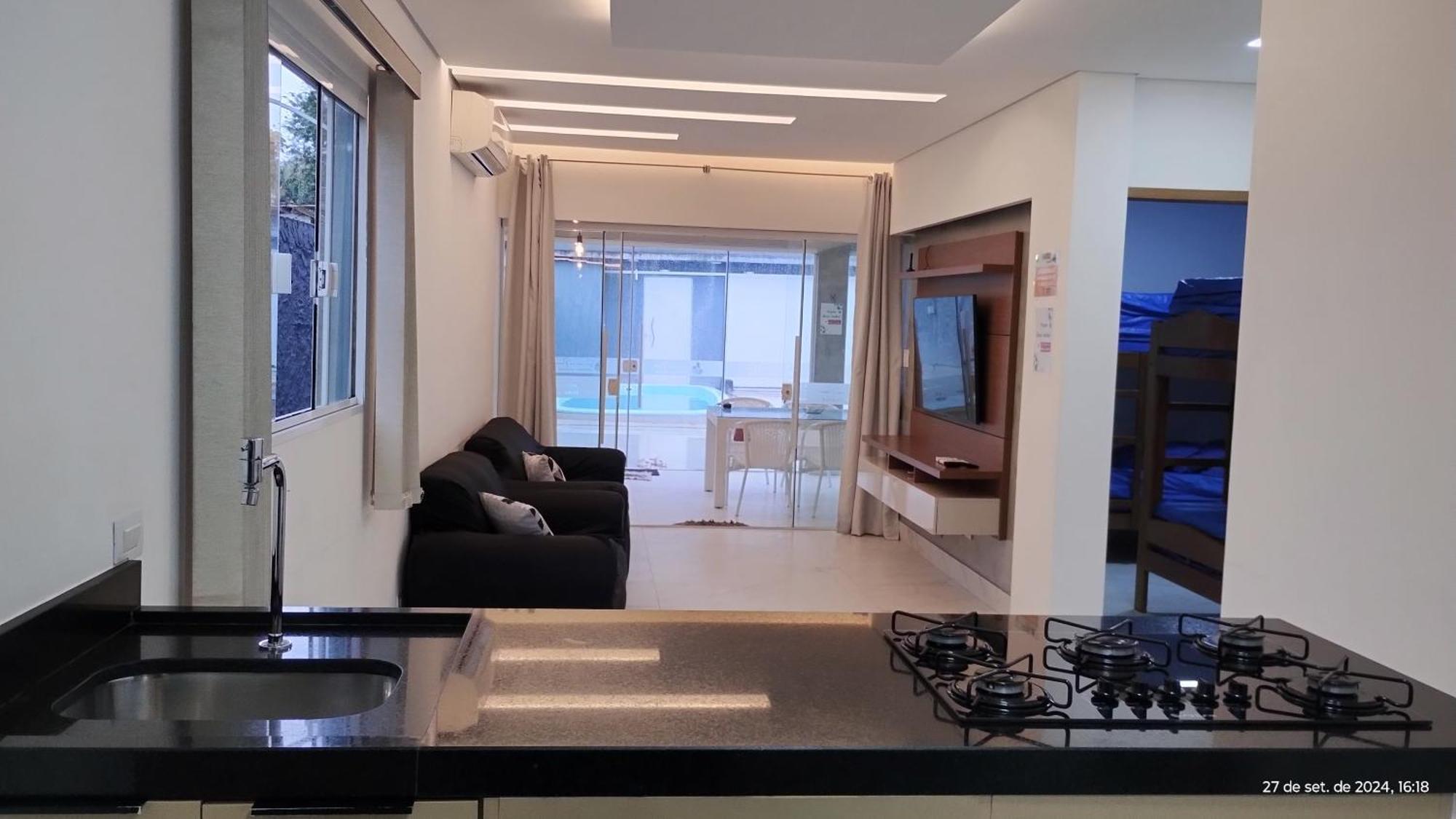 Casa Com Piscina E Hidromassagem Praia Enseada. 瓜鲁雅 外观 照片